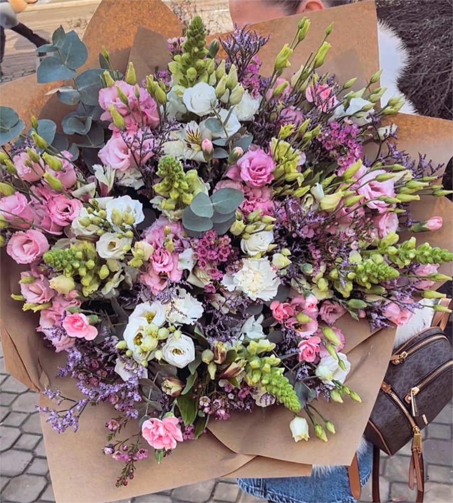 זר שושנת העמקים